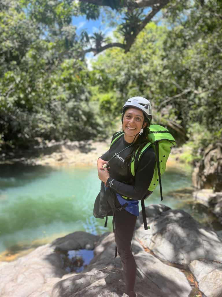 Guide de Canyon Canyoning débutant Ardèche parcours facile