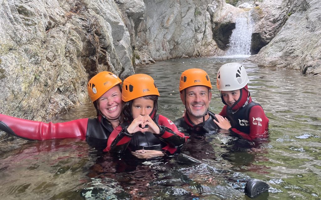Exploration canyon Ardèche aventure en famille
