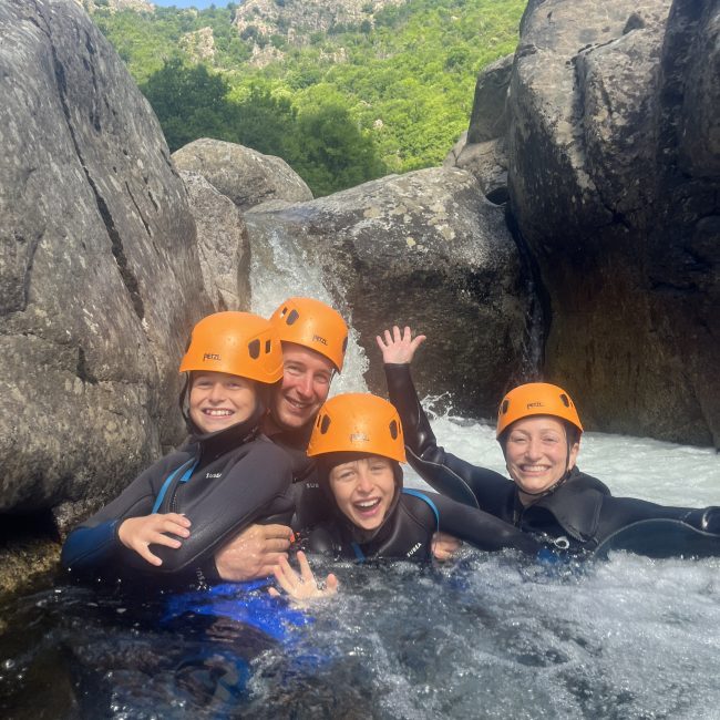 découverte canyoning randonnée aquatique familial ardeche