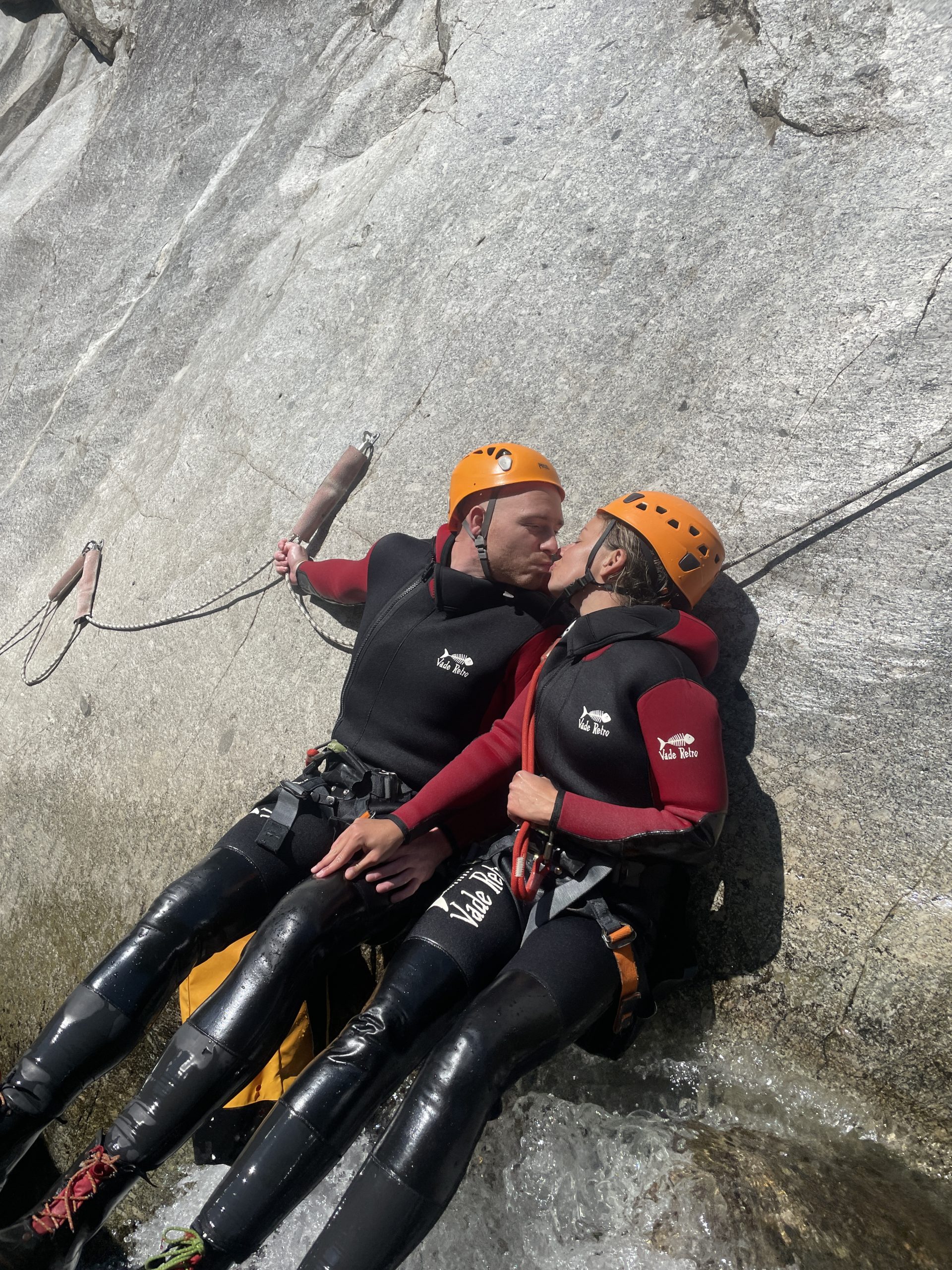 cadeau de couple mariage EVG activit&eacute; canyoning