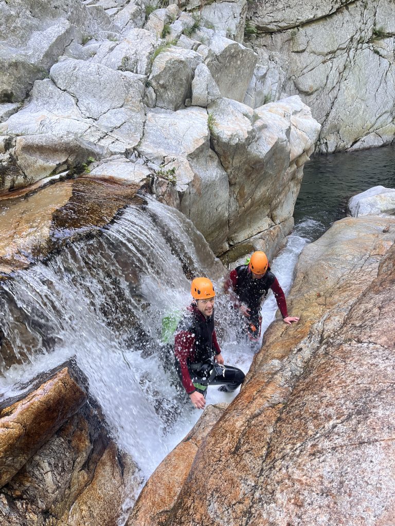 Adrenaline sauts rivières Ardeche canyoning la Borne