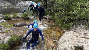 activité de canyoning en famille Lozère avec guide a l'aventure_5905