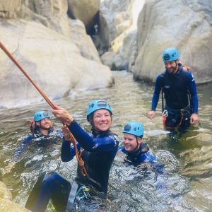 outdoors aventures pour evg evjf anniversaires teambuilding en canyoning in Ardeche