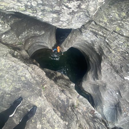 Rouganel parcours falaises sculpté étroits découverte unique