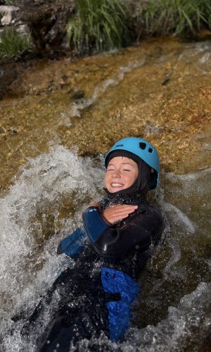 loisir aquatique activité en ardeche pour la famille avec guide
